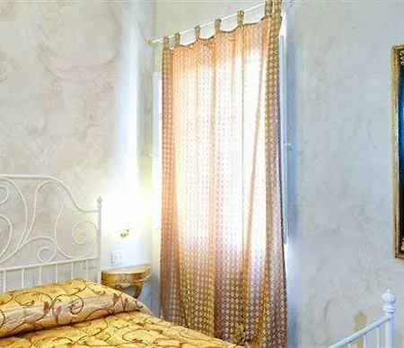 Hotel Boutique L'imperatrice -vicinissimi A Valdichiana Designer Village-